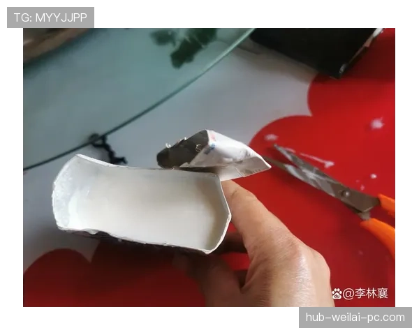 易建联家里冰箱贴全是训练计划，连牛奶保质期都按秒算